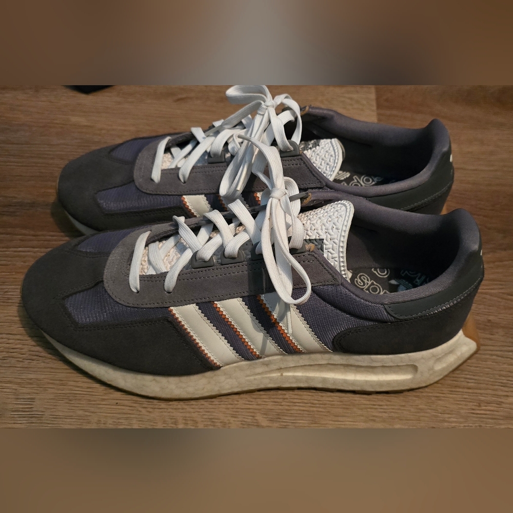 Adidas Men's Gray Sneakers Size 14